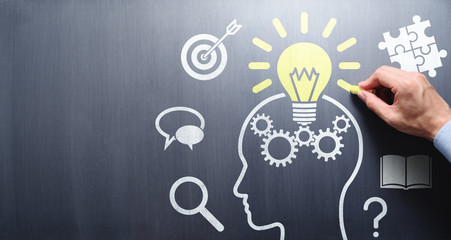 100句英语句子（谚语和名言一共一百句）<带中文翻译>