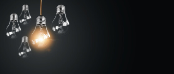 你爱的不是我,你心里还藏着谁,你爱的不是我,是否是我错了,是什么歌里的？