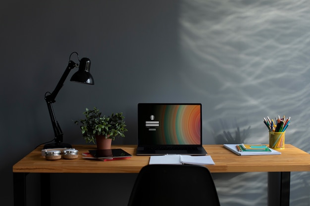 100句英语句子（谚语和名言一共一百句）<带中文翻译>