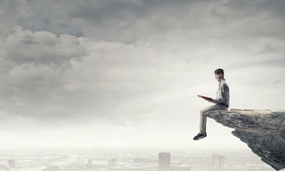 幼儿园行为个案观察记录【三篇】