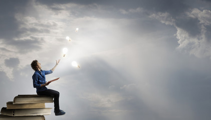 100句英语句子（谚语和名言一共一百句）<带中文翻译>